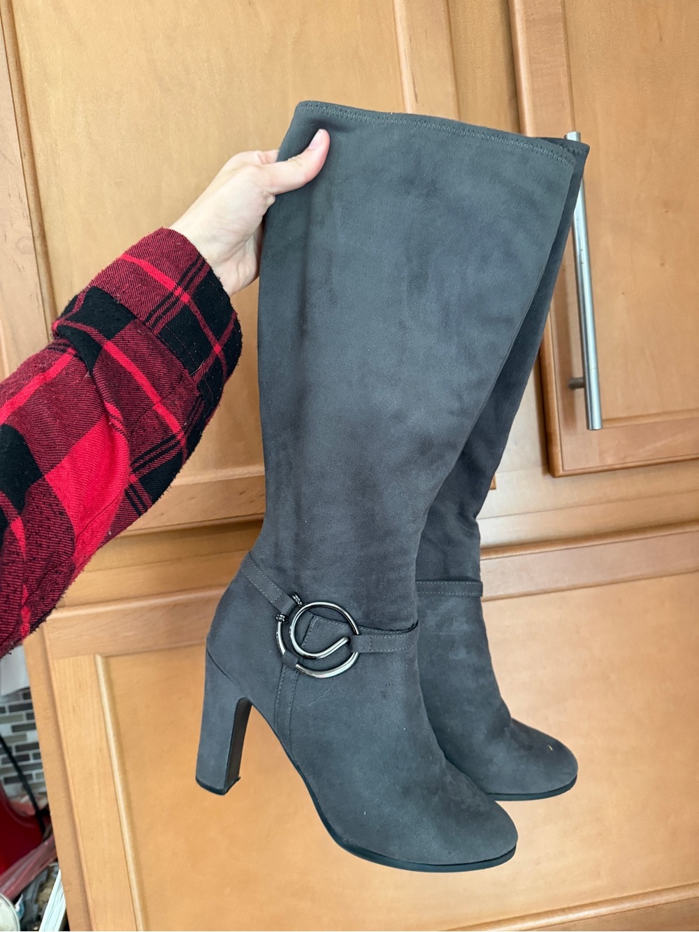 Classic Gray Suede Knee-High Heeled Boots with Ring Accent